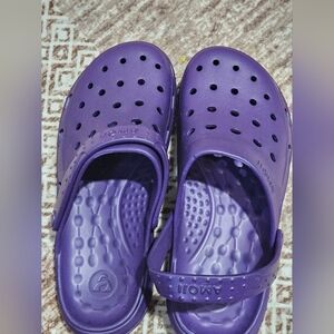 Amoji Purple Clogs